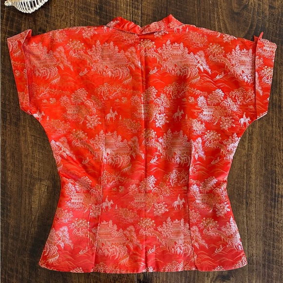 Vintage Chinese Style Button Front Short Sleeve Shirt in a Red Brocade - Picture 7 of 7